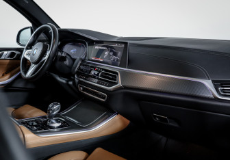 Подержанный автомобиль BMW X5 2018 года (9 фото)