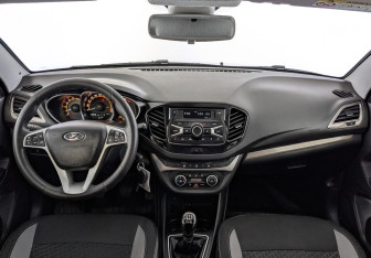 Подержанный автомобиль LADA (ВАЗ) Vesta Sedan 2020 года (14 фото)