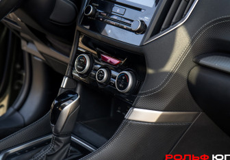 Подержанный автомобиль Subaru Forester Suv 2019 года (14 фото)