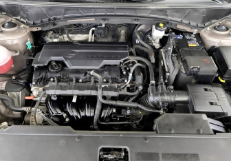 Подержанный автомобиль Hyundai Tucson 2022 года (9 фото)