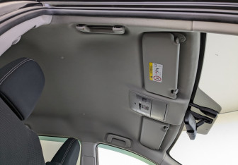 Подержанный автомобиль Toyota RAV4 2017 года (22 фото)