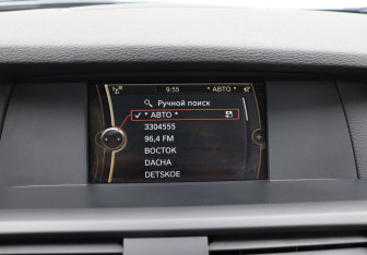 Подержанный автомобиль BMW X3 2012 года (20 фото)