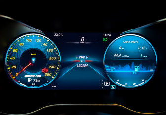 Подержанный автомобиль Mercedes-Benz GLC AMG 2020 года (13 фото)