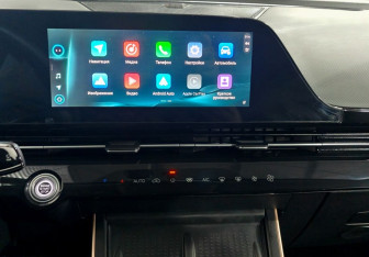 Подержанный автомобиль Omoda C5 2023 года (14 фото)