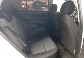 Подержанный автомобиль Hyundai Creta 2020 года (11 фото)