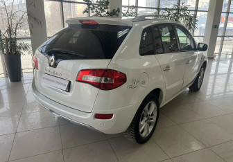 Подержанный автомобиль Renault Koleos 2013 года (5 фото)