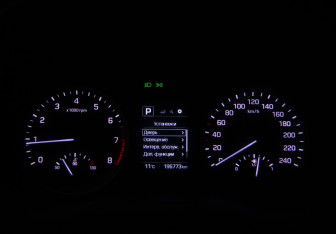 Подержанный автомобиль Hyundai Tucson 2015 года (9 фото)