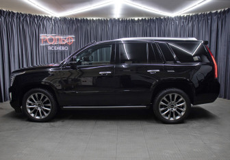 Подержанный автомобиль Cadillac Escalade Suv 2020 года (8 фото)