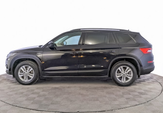 Подержанный автомобиль Skoda Kodiaq 2021 года (8 фото)
