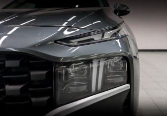 Подержанный автомобиль Hyundai Santa Fe 2023 года (18 фото)