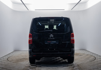 Подержанный автомобиль Citroen SpaceTourer 2018 года (6 фото)