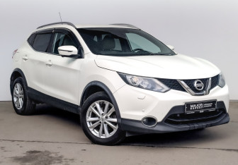 Подержанный автомобиль Nissan Qashqai 2016 года (3 фото)