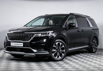 Подержанный автомобиль Kia Carnival 2020 года (14 фото)