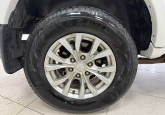 Подержанный автомобиль Mitsubishi Pajero Sport 2013 года (21 фото)