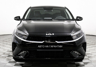 Подержанный автомобиль Kia Cerato Sedan 2022 года (2 фото)