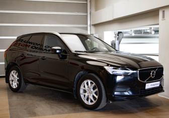Подержанный автомобиль Volvo XC60 2019 года (3 фото)