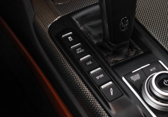 Подержанный автомобиль Maserati Levante 2021 года (28 фото)