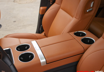 Подержанный автомобиль LiXiang L9 2023 года (23 фото)