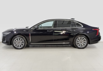 Подержанный автомобиль Hongqi H5 2024 года (8 фото)