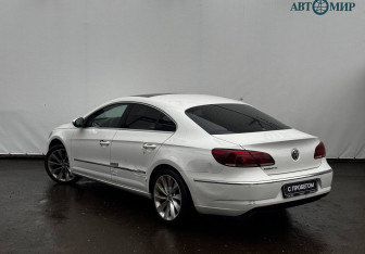 Подержанный автомобиль Volkswagen Passat CC 2012 года (6 фото)
