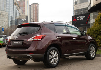 Подержанный автомобиль Nissan Murano Suv 2013 года (4 фото)