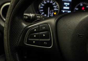 Подержанный автомобиль Mercedes-Benz Vito 2016 года (10 фото)