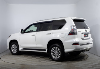 Подержанный автомобиль Lexus GX 2019 года (7 фото)