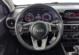 Подержанный автомобиль Kia Cerato Sedan 2020 года (22 фото)