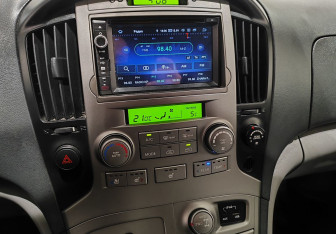 Подержанный автомобиль Hyundai Grand Starex 2015 года (16 фото)