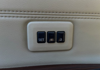 Подержанный автомобиль Nissan Teana 2013 года (16 фото)