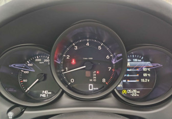 Новый Porsche Macan 2025 (19 фото)