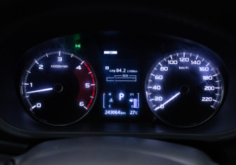 Подержанный автомобиль Mitsubishi Pajero Sport 2018 года (12 фото)