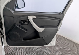 Подержанный автомобиль LADA (ВАЗ) Largus Wagon 2021 года (24 фото)