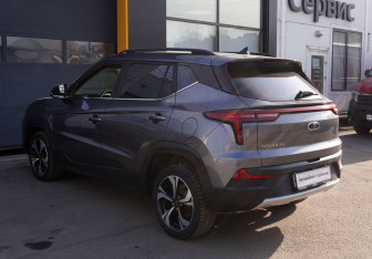 Подержанный автомобиль Москвич 3 2023 года (6 фото)