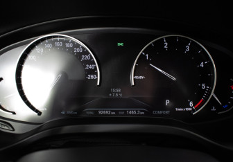 Подержанный автомобиль BMW X3 2018 года (12 фото)