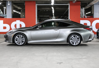Подержанный автомобиль Lexus RC 2024 года (8 фото)