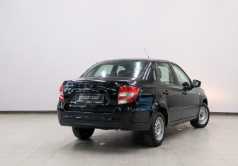 Подержанный автомобиль LADA (ВАЗ) Granta Sedan 2019 года (22 фото)
