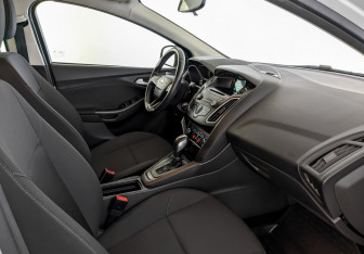 Подержанный автомобиль Ford Focus Sedan 2017 года (11 фото)