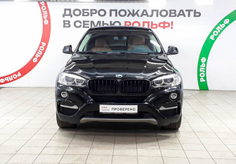 Подержанный автомобиль BMW X6 2016 года (2 фото)