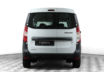 Подержанный автомобиль Renault Dokker 2019 года (6 фото)