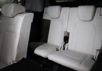 Подержанный автомобиль Exeed VX 2022 года (10 фото)