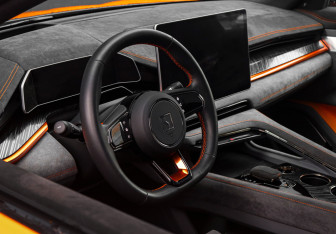 Подержанный автомобиль Zeekr 001 2023 года (22 фото)