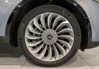 Новый Voyah Free 2023 (7 фото)