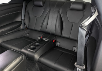 Подержанный автомобиль Infiniti Q60 Coupe 2020 года (18 фото)