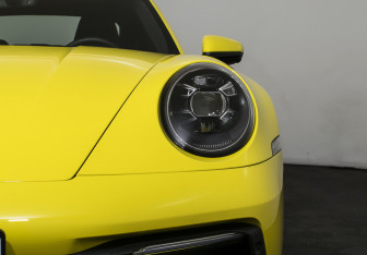 Подержанный автомобиль Porsche 911 Coupe 2019 года (16 фото)