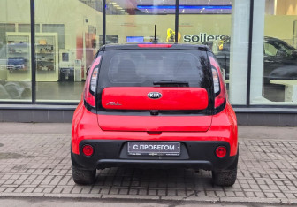 Подержанный автомобиль Kia Soul 2019 года (7 фото)