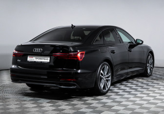 Подержанный автомобиль Audi A6 Sedan 2020 года (5 фото)