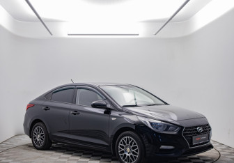 Подержанный автомобиль Hyundai Solaris Sedan 2017 года (3 фото)