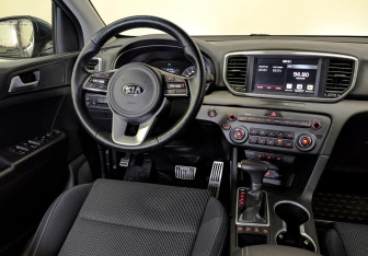 Подержанный автомобиль Kia Sportage 2020 года (30 фото)
