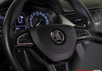 Подержанный автомобиль Skoda Rapid Liftback 2019 года (14 фото)